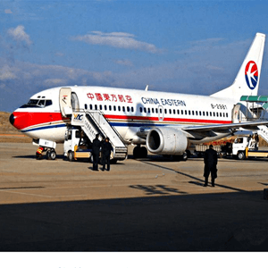 浦东机场物流航空快运业稳步发展的原因是什么？